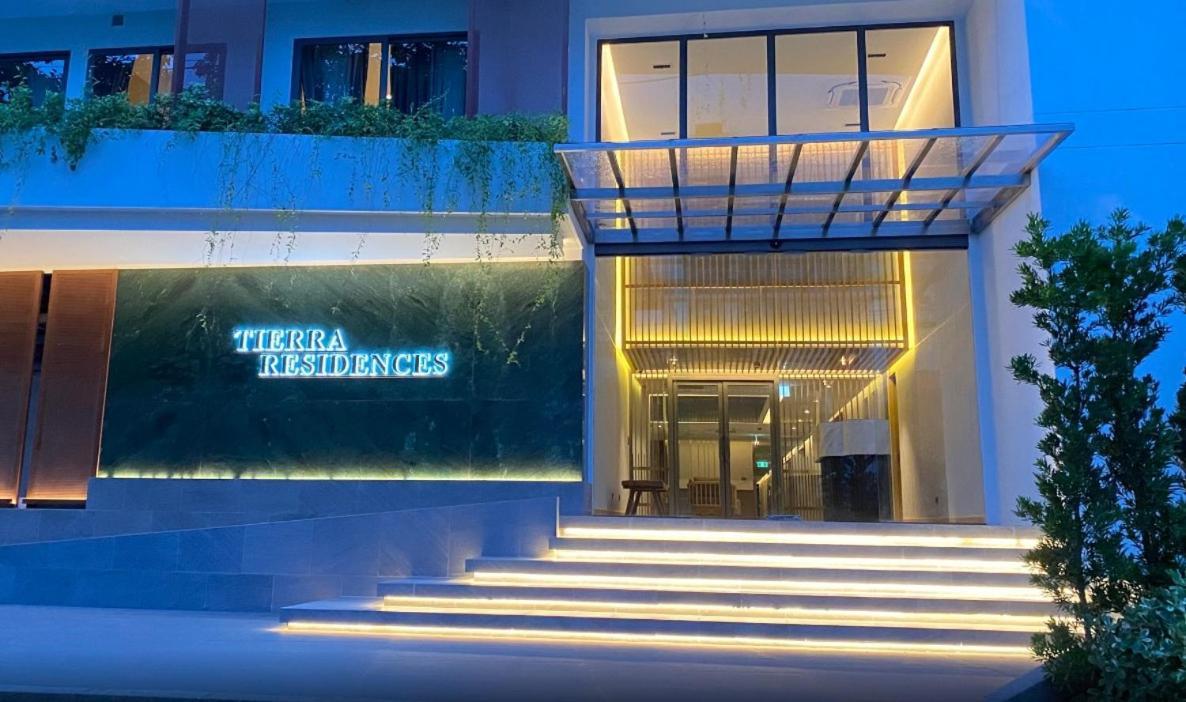 Tierra Residences Bangkok Exterior photo
